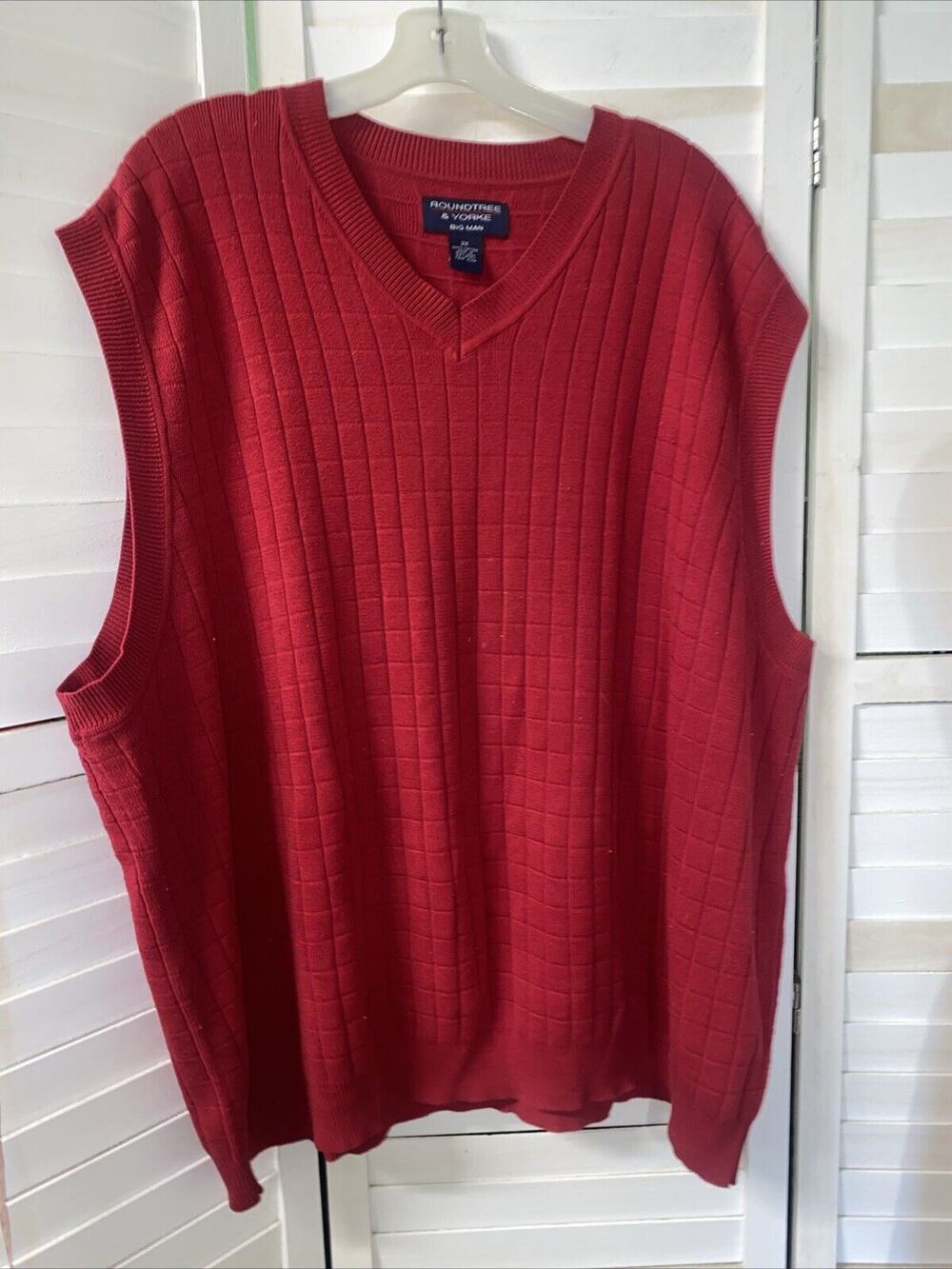 Vintage Roundtree and Yorke Men's Big Man Knit Cotton V Neck Vest Red 2X